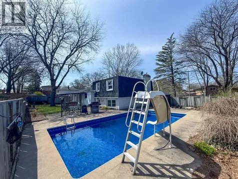 1508 Len Avenue Sarnia ON N7S 3N1