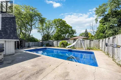 1508 Len Avenue Sarnia ON N7S 3N1