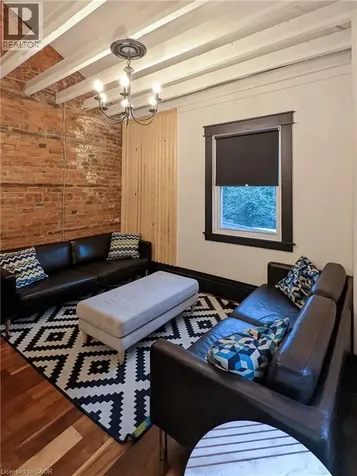 158 Hunter Street East Hamilton ON L8N 1M7