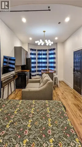 158 Hunter Street East Hamilton ON L8N 1M7
