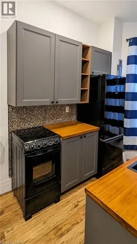 158 Hunter Street East Hamilton ON L8N 1M7