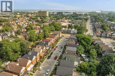 39 Fairleigh Avenue North Hamilton ON L8L 6H1