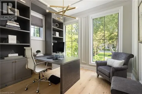 46 Second Street Oakville ON L6J 3T2