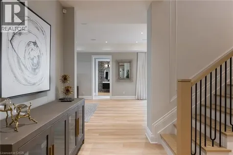 46 Second Street Oakville ON L6J 3T2