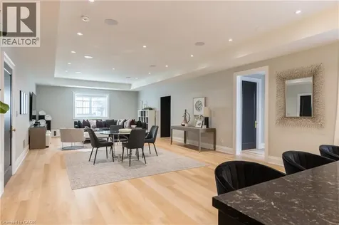 46 Second Street Oakville ON L6J 3T2