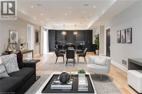 46 Second Street Oakville ON L6J 3T2