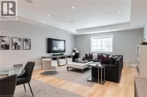 46 Second Street Oakville ON L6J 3T2