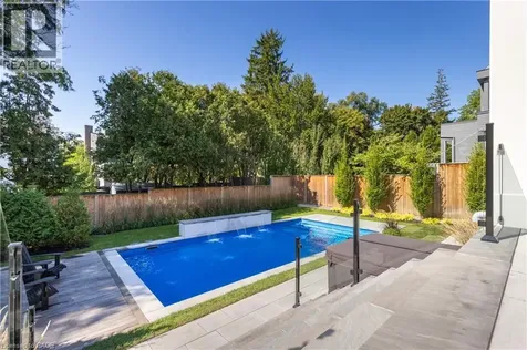 46 Second Street Oakville ON L6J 3T2