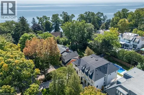 46 Second Street Oakville ON L6J 3T2