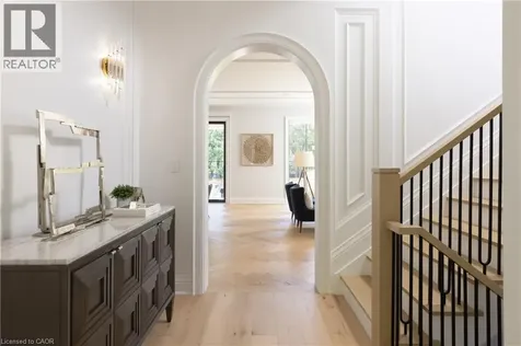 46 Second Street Oakville ON L6J 3T2