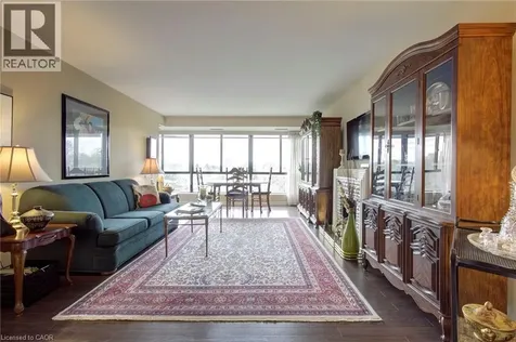 1400 Dixie Road Mississauga ON L5E 3E1