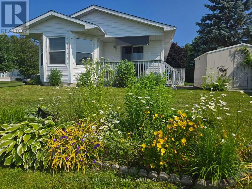 4 St. James Place Wasaga Beach ON L9Z 3A8