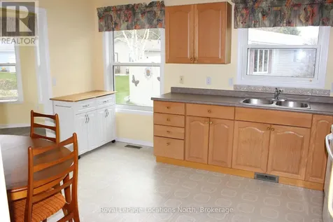 4 St. James Place Wasaga Beach ON L9Z 3A8