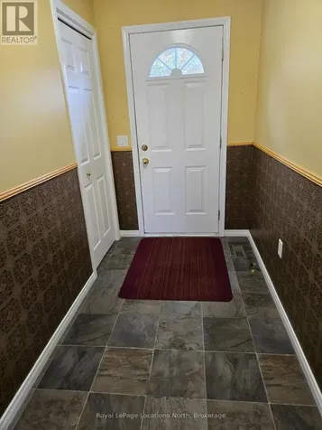 4 St. James Place Wasaga Beach ON L9Z 3A8
