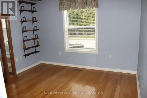 4 St. James Place Wasaga Beach ON L9Z 3A8