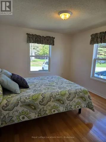 4 St. James Place Wasaga Beach ON L9Z 3A8
