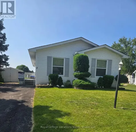 4 St. James Place Wasaga Beach ON L9Z 3A8