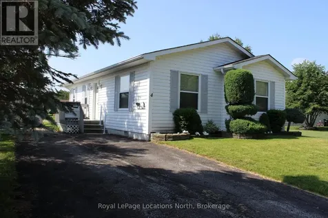 4 St. James Place Wasaga Beach ON L9Z 3A8