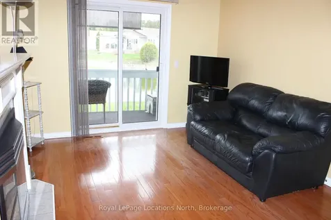 4 St. James Place Wasaga Beach ON L9Z 3A8