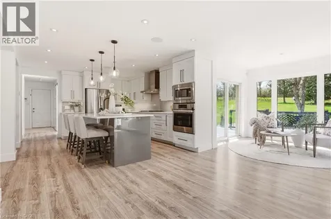26 Weneil Drive Freelton ON L8B 0Z6