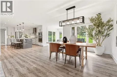 26 Weneil Drive Freelton ON L8B 0Z6