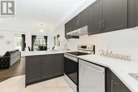 104 Delphi Court Blue Mountains ON N0H 1J0