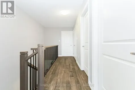 104 Delphi Court Blue Mountains ON N0H 1J0