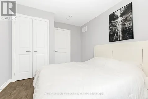 104 Delphi Court Blue Mountains ON N0H 1J0