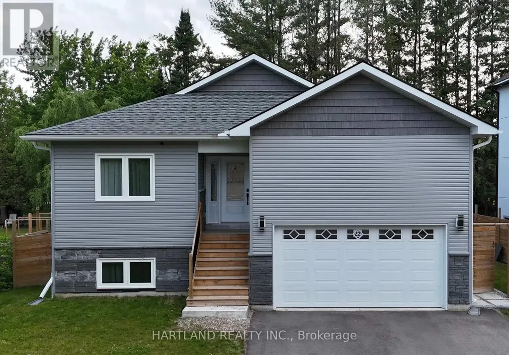 22 Berkely Street Wasaga Beach ON L9Z 2N6