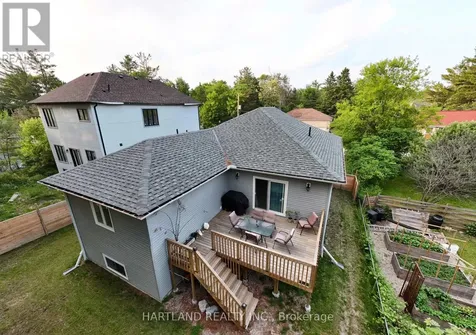 22 Berkely Street Wasaga Beach ON L9Z 2N6