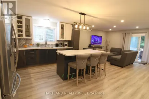 22 Berkely Street Wasaga Beach ON L9Z 2N6