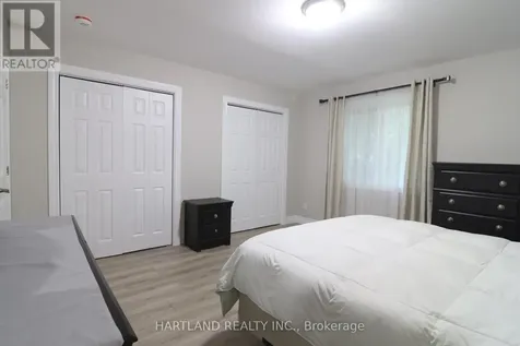 22 Berkely Street Wasaga Beach ON L9Z 2N6