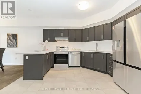 104 Delphi Court Blue Mountains ON N0H 1J0