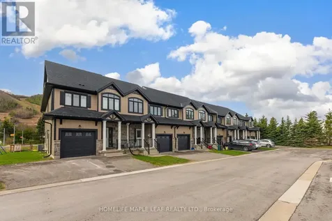 104 Delphi Court Blue Mountains ON N0H 1J0