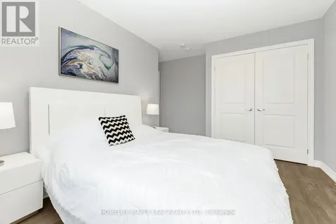 104 Delphi Court Blue Mountains ON N0H 1J0