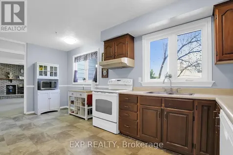 13 Shanel Place Ottawa ON K2J 1C3