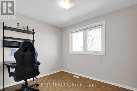 13 Shanel Place Ottawa ON K2J 1C3