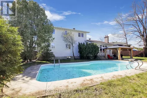 13 Shanel Place Ottawa ON K2J 1C3