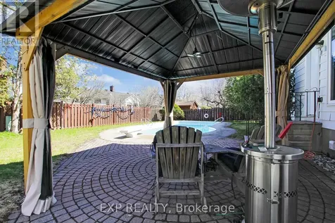 13 Shanel Place Ottawa ON K2J 1C3