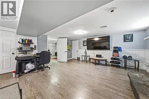 1338 Eleanor Avenue Cambridge ON N3H 4N2