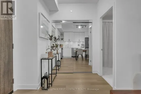 100 Eagle Rock Way Vaughan ON L6A 5B9