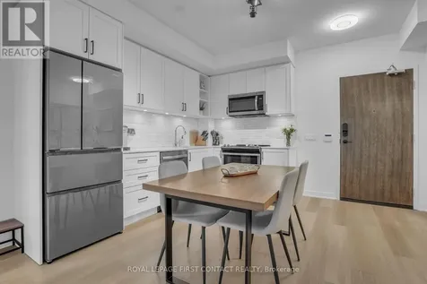 100 Eagle Rock Way Vaughan ON L6A 5B9