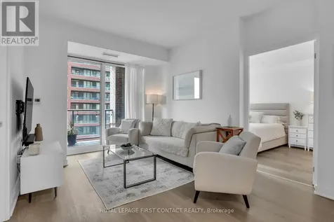 100 Eagle Rock Way Vaughan ON L6A 5B9
