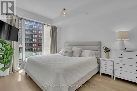 100 Eagle Rock Way Vaughan ON L6A 5B9