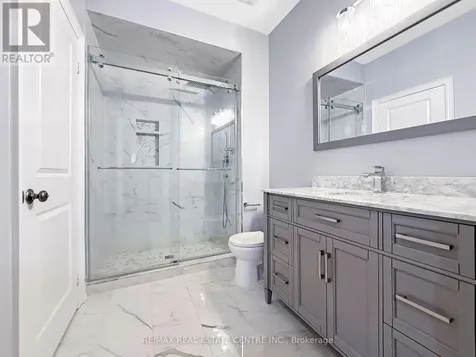 33 Stonegate Avenue Mono ON L9W 6X1