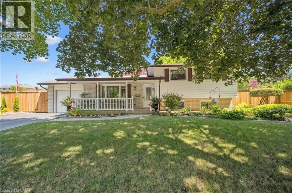 574 Sprucehill Avenue Waterloo ON N2L 4V9
