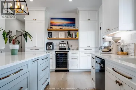 6 Heathview Trail Leamington ON N8H 0G3