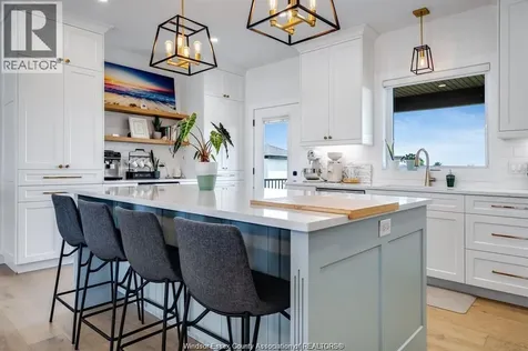 6 Heathview Trail Leamington ON N8H 0G3