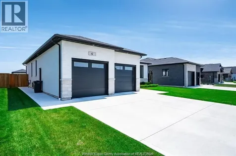 6 Heathview Trail Leamington ON N8H 0G3