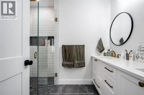 6 Heathview Trail Leamington ON N8H 0G3